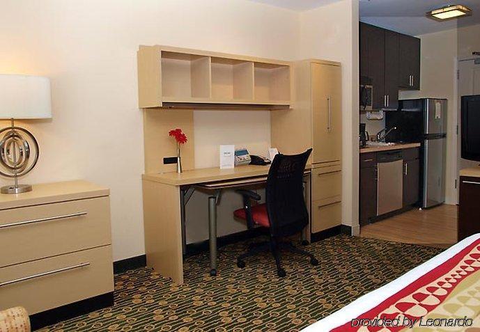 Towneplace Suites Republic Airport Long Island פרמינגדייל חדר תמונה