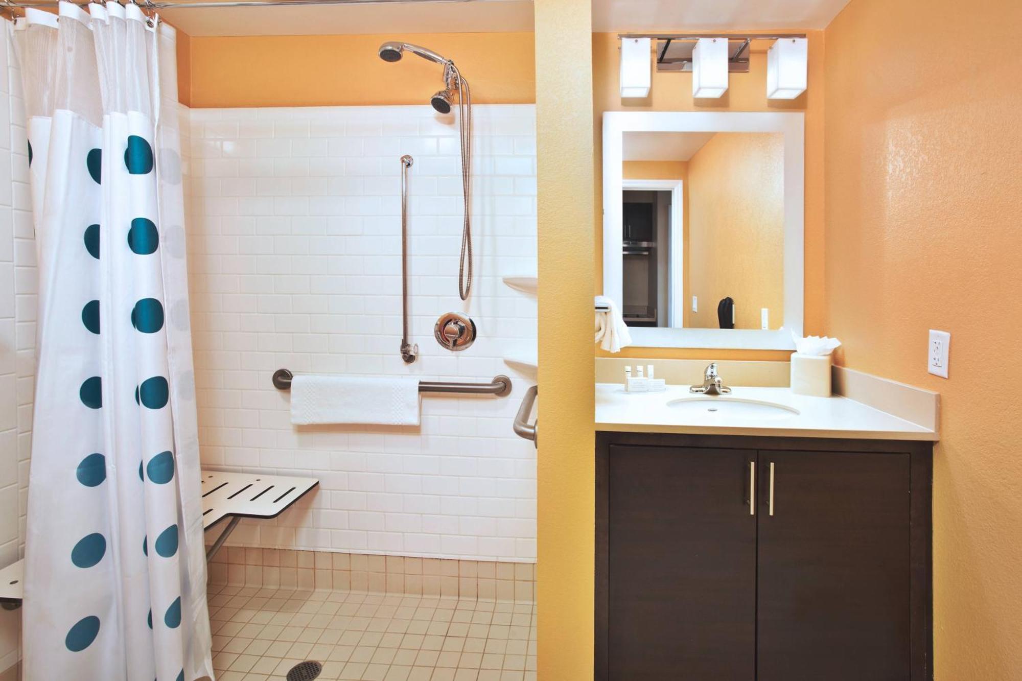 Towneplace Suites Republic Airport Long Island פרמינגדייל מראה חיצוני תמונה