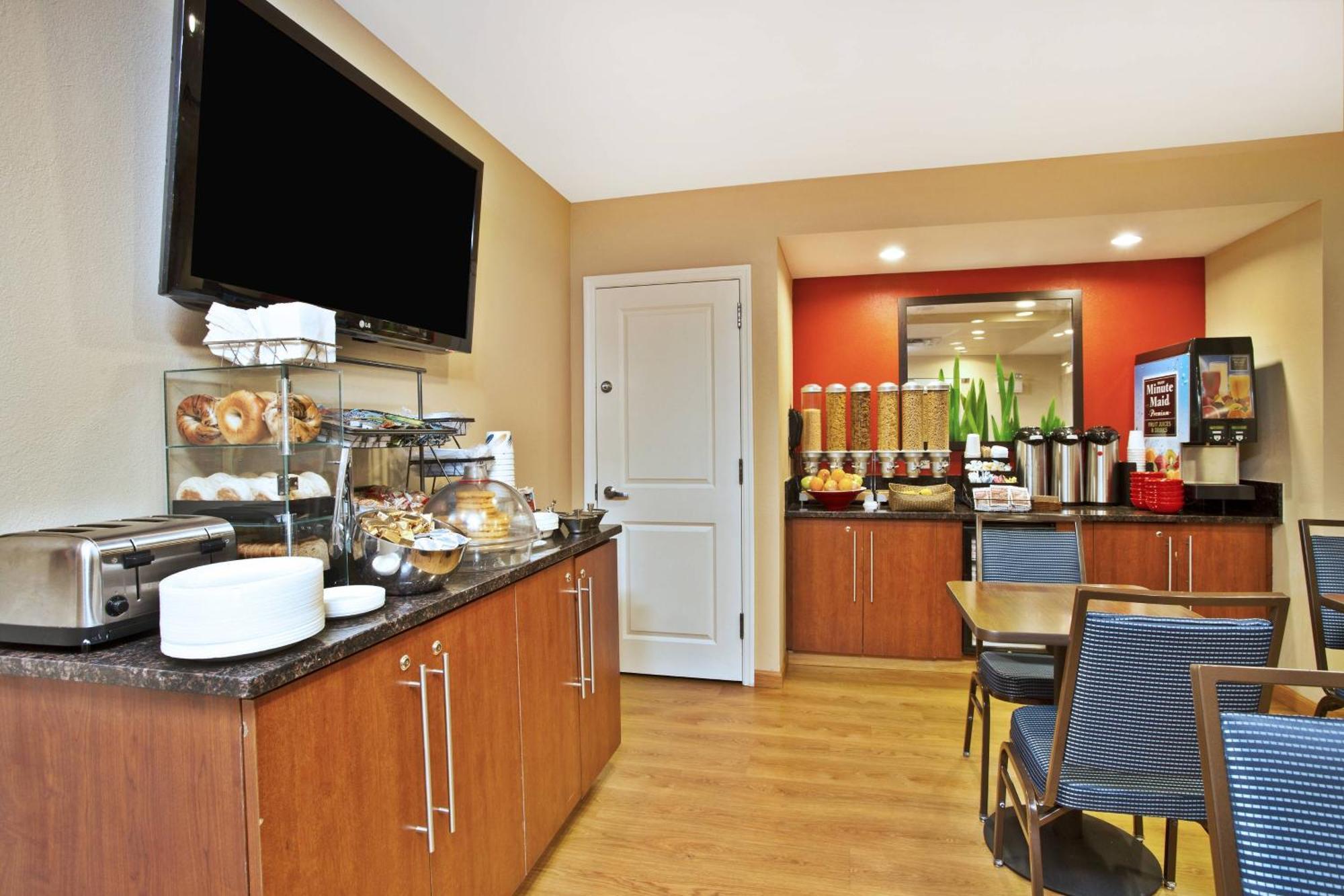 Towneplace Suites Republic Airport Long Island פרמינגדייל מראה חיצוני תמונה